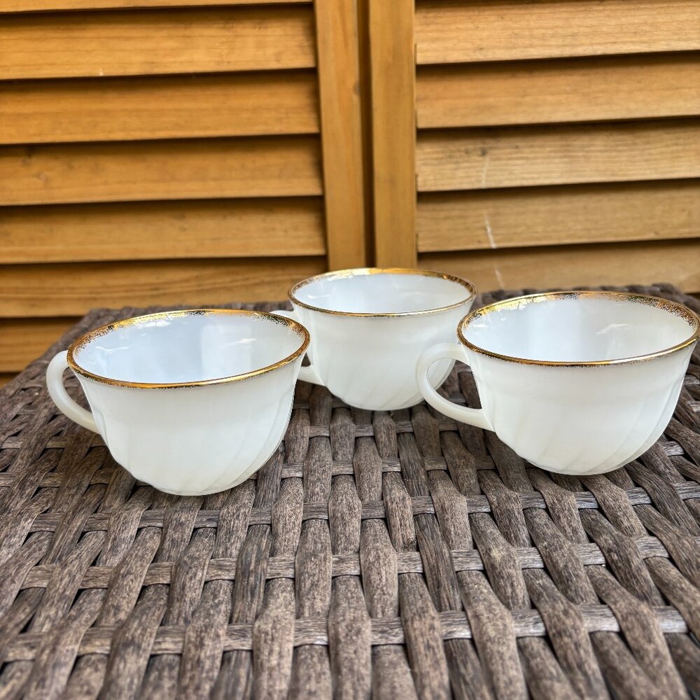 Vintage Fire-King Swirl White Milk Glass Cups with Gold Trim‎ – Set of 3
